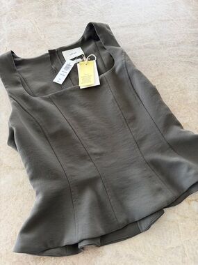 Wilfred Olive Sleeveless Square Neck Camisole